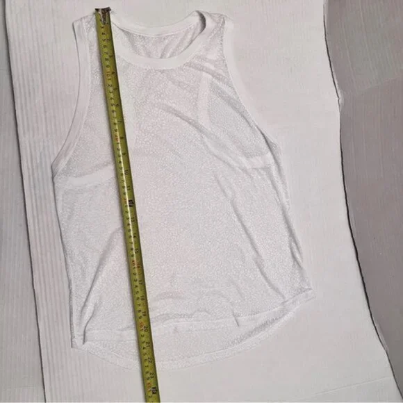 Lululemon  ^* Timeless Classic Tank Polar Shift Veil White. EUC - Picture 5 of 11